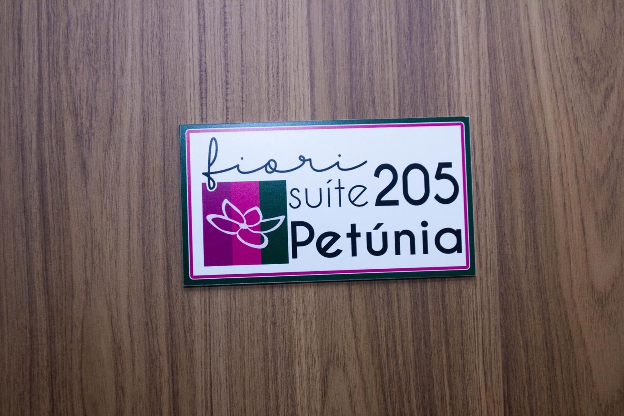 Fiori Suites Goiânia Pokoj fotografie