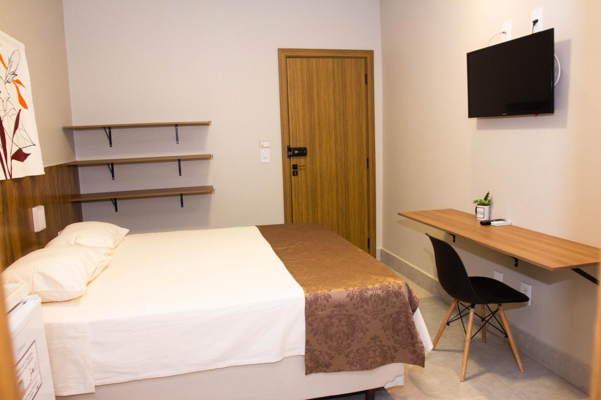 Fiori Suites Goiânia Pokoj fotografie