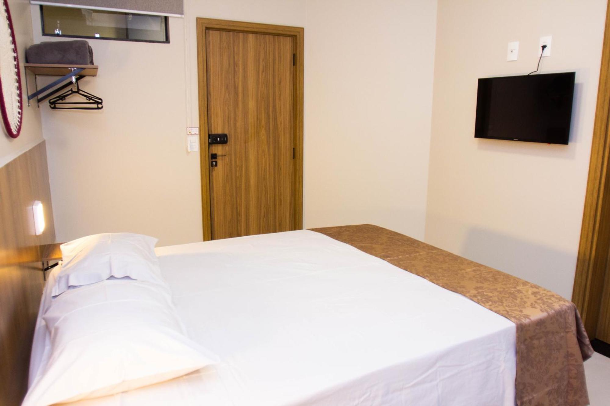 Fiori Suites Goiânia Pokoj fotografie